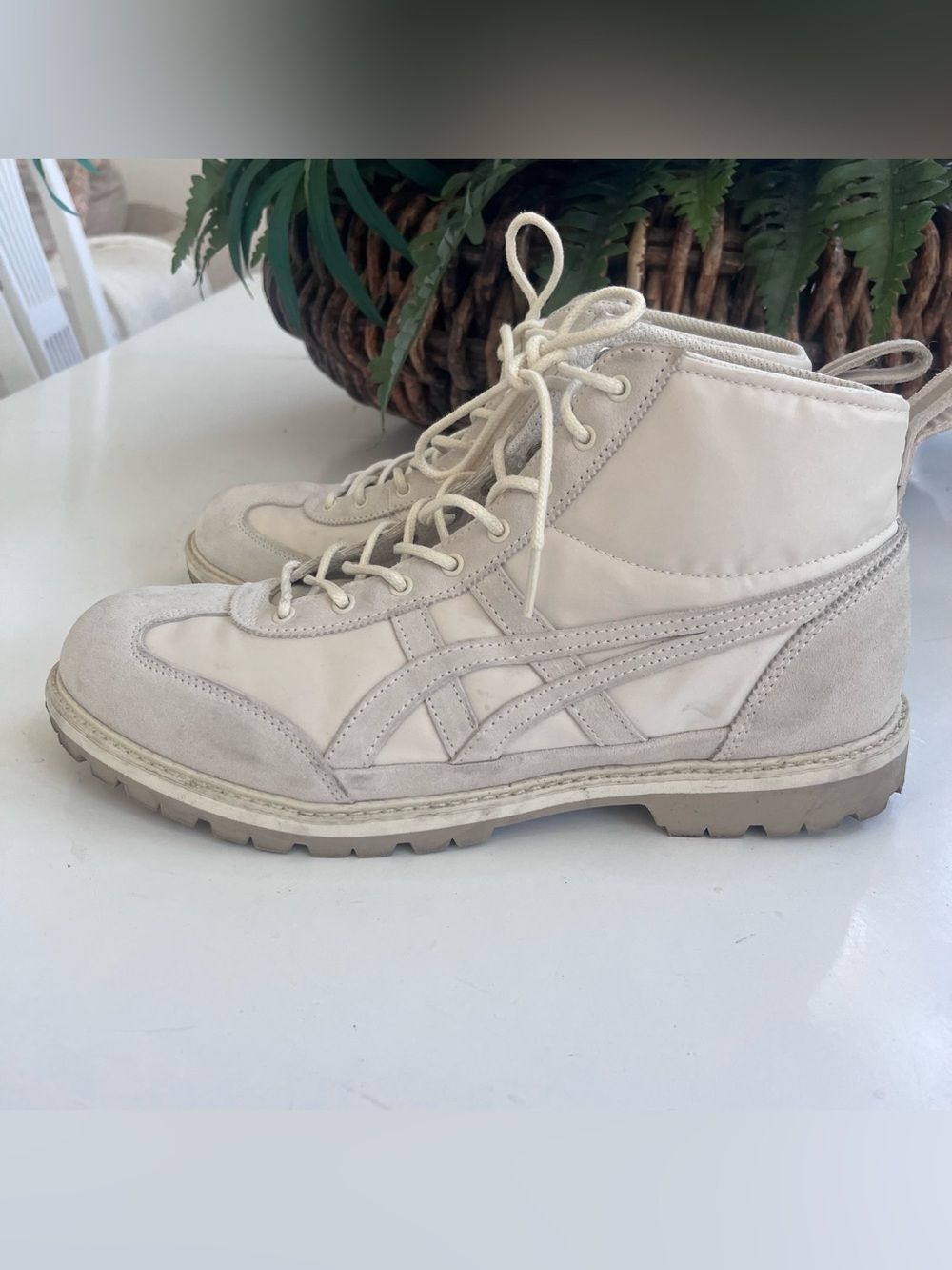 Onitsuka Tiger RINKAN BIRCH Mid Shoe Boot Sneaker unisex 9.5 1183B514-200 $200
